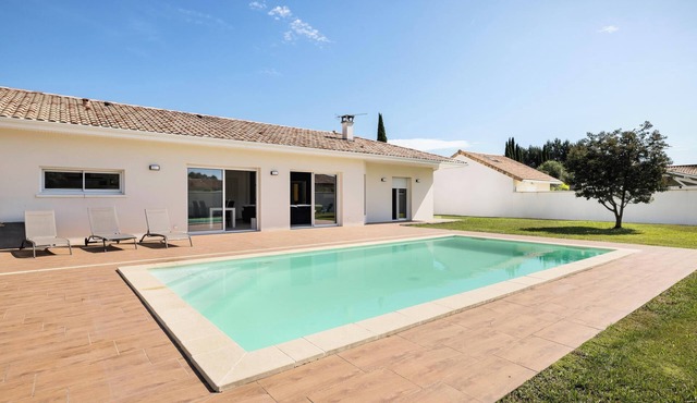 Family Villa 'Lumière Ychoux' with Pool and Large Garden