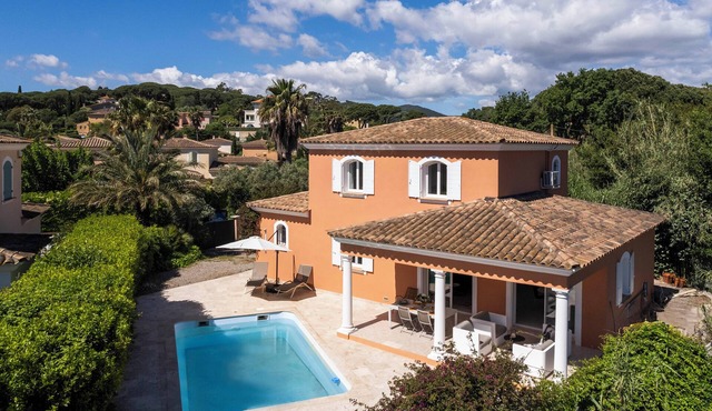 Family villa with pool in Sainte-Maxime
