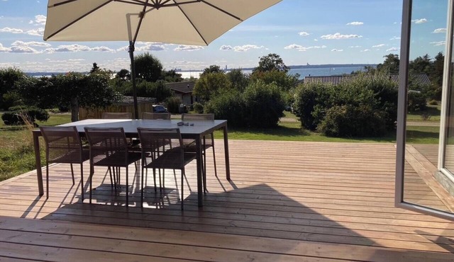 Family villa with panoramic view of Aarhus Bay