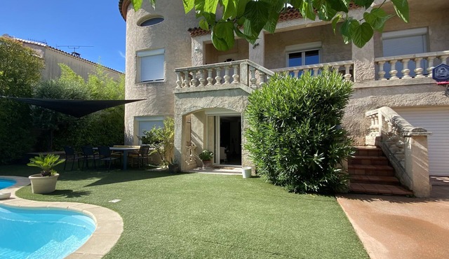 Family villa with swimming pool near Aix en Provence and the Luberon