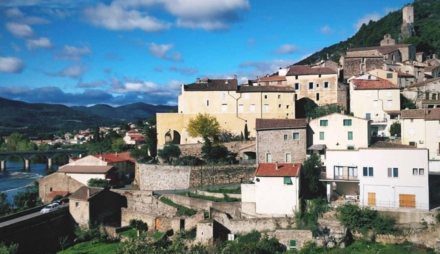 Family winegrower's house