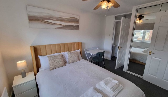 FamilyFriendly- Sleep5- FreeParking- PrivateGarden