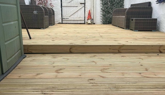 Family’s or Contractors welcome sleeps 4-6 Caroline jane johnson