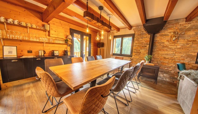 Famis Lodge, 12 à 22p Avec Sauna et Bb-foot