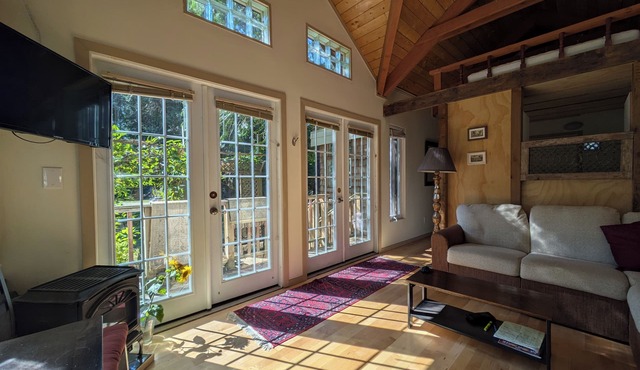 Famous Serenity Lodge at Lily Point