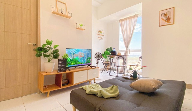 Fancy and Homey 2BR at Tokyo Riverside PIK 2 Apartment