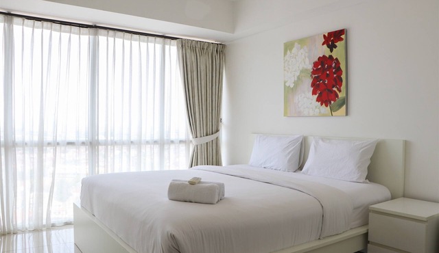 Fancy And Nice 1Br Apartment At H Residence
