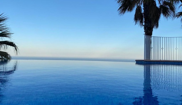 Fantástico apartamento con vistas panorámicas al mar