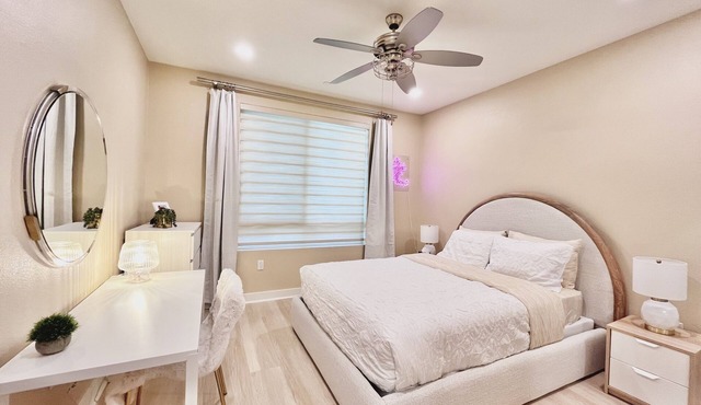 Fantastic 1 BR Near UCI/Disney/Airport/Beach