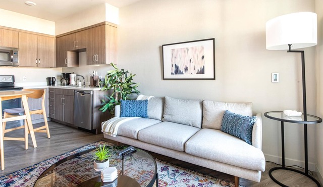 Fantastic 1BR in Oakland, Rooftop + Pet-Friendly