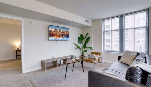 Fantastic 2/1 BR Apt in Pentagon City
