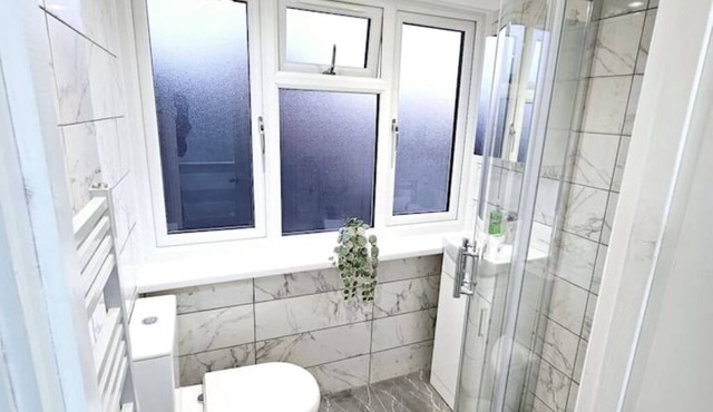 Fantastic 4 Apartments (Studio Flat)