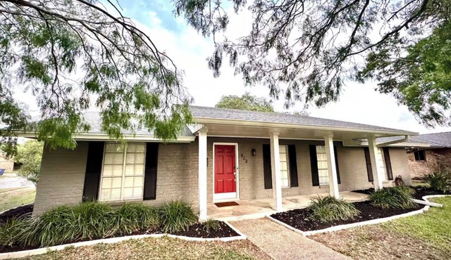 Fantastic 4-bedroom house in Central Corpus Christi