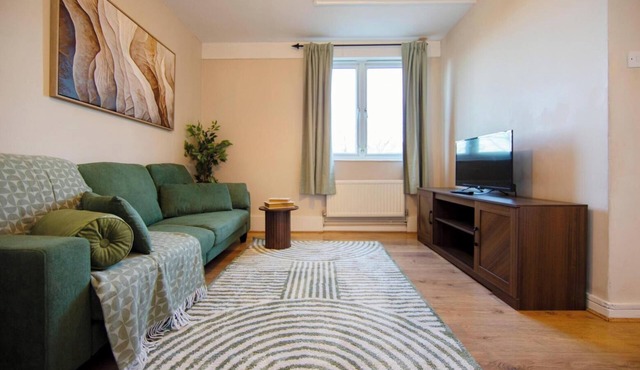 Fantastic 4 Bedroom Maisonetteon