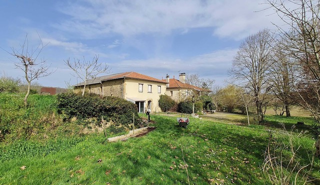 Fantastic 6-bedroom villa in Gers - Lake, huge garden, swimming pool