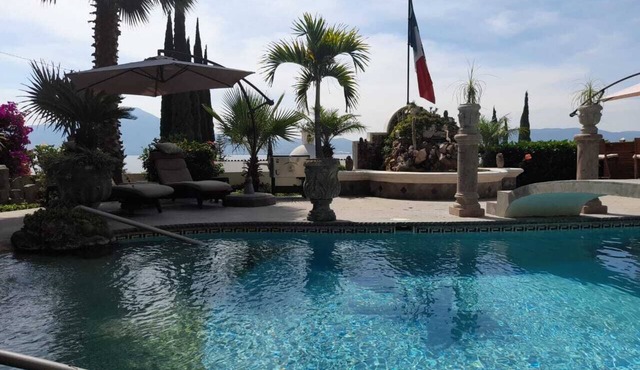 Fantastic Ajijic Casita with Private pool and unbelievable lake & mountain views