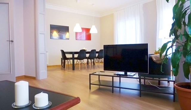 Fantastic and Modern 4Rooms/4Bathrooms Apartment