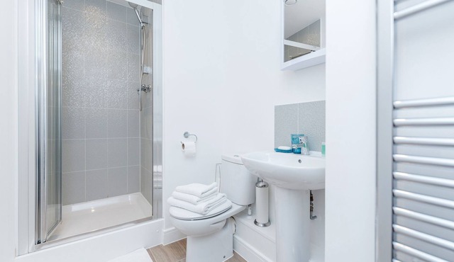 Fantastic Apartment near Romford Station