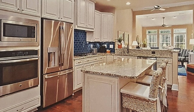 Fantastic Bayside Resort Beach Townhouse