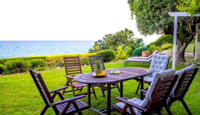 Fantastic Beachfront Villa With Private Garden