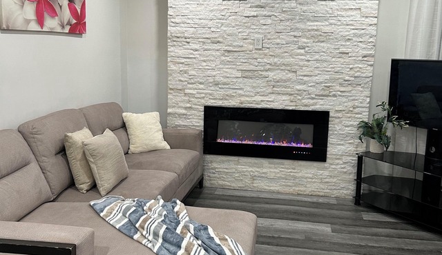 Fantastic Bungalow just by 401, Oshawa Shopping Centre Mall and Tech University.