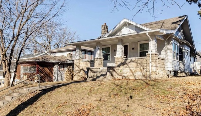 Fantastic comfy 4-bedroom house in Westheight Neighborhood of Kansas City