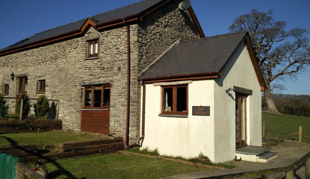 Fantastic couples escape to the country. Quiet, rural location, pet friendly.