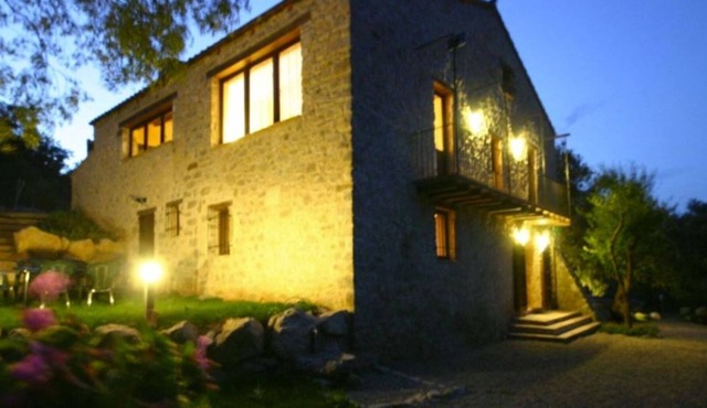 Fantastic rural house "El Bosqueró"