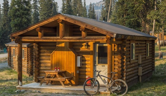 Fantastic Escape! 3 Great Wooden Cottages, Close to Attractions