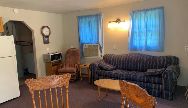 Fantastic Fishing in City of Gasconade, MO, cozy relaxing cabin ready for you!