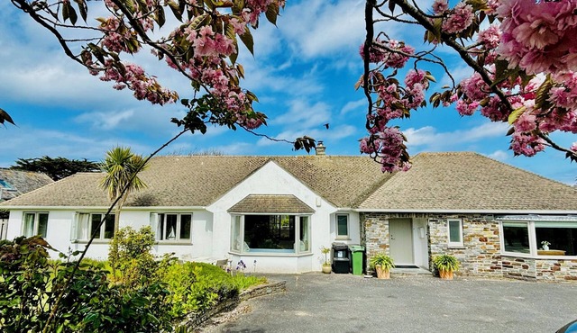 Fantastic Holiday House Near Stunning Beach and Golf