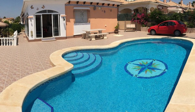 Fantastic holiday in the land of the sun, in a lovely Villa with pool.