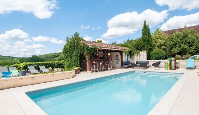 Fantastic holiday home with jacuzzi