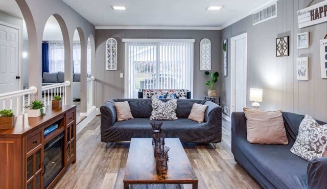 Fantastic Home Near DWTN/Airport