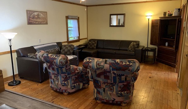 Fantastic Lake Simcoe Guesthouse for GTA getaway