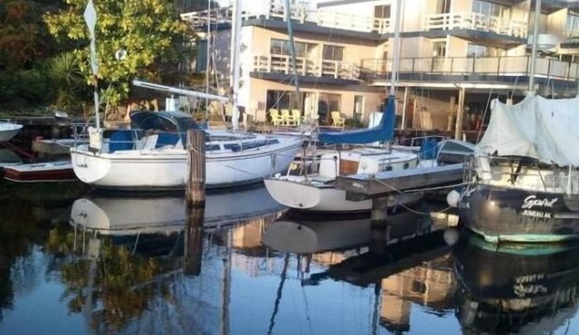 Fantastic Lakefront Home in the heart of Seattle
