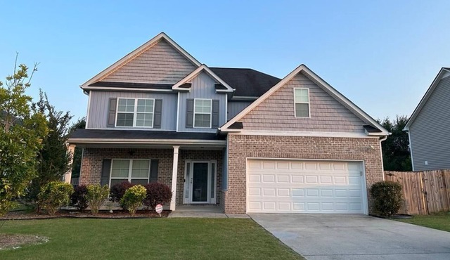 Fantastic Locust Grove 5bd/3bath Private Family Home