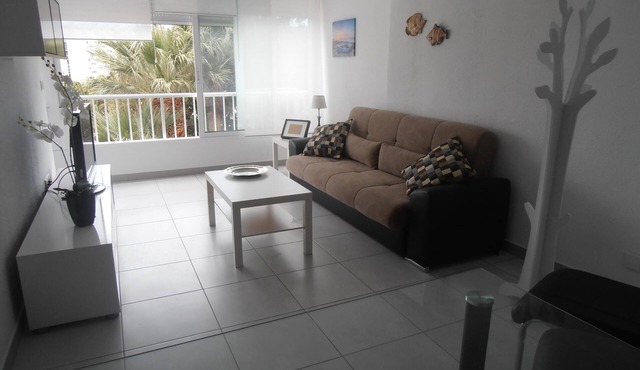 FANTASTIC LOFT APARTMENT ON THE BEACH WITH ALL SERVICES (WIFI, A/C)