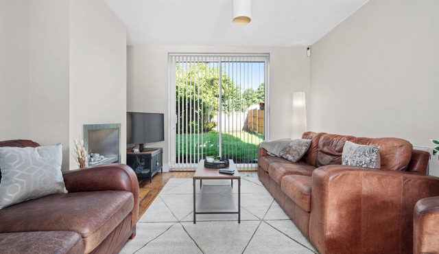 Fantastic, modern 3 bedroom house in West Didsbury. Close to all amenities.