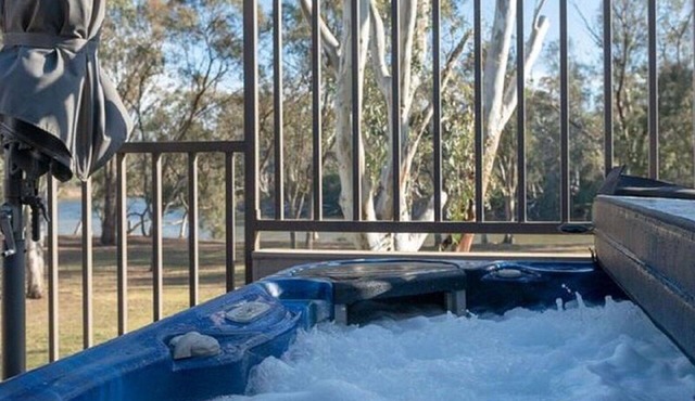 "Fantastic Murray River get away for 2 - 3 families or a large group of friends"