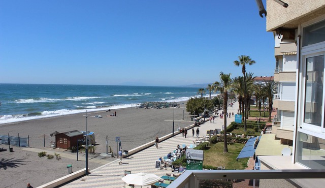 Fantastic oceanfront apartment
