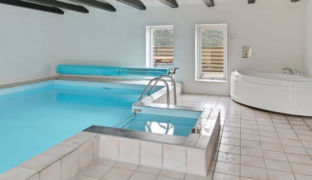 Fantastic pool house in the middle of nature and close to the sea