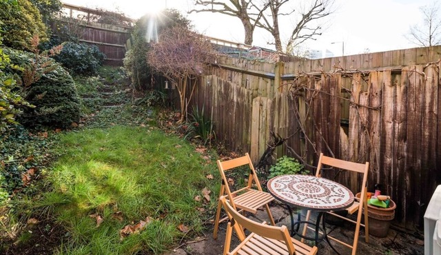 Fantastic Stay In Canary Wharf - 2 Bedrooms