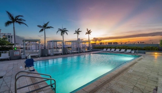 Fantastic Suite Miami Beach Convention Center