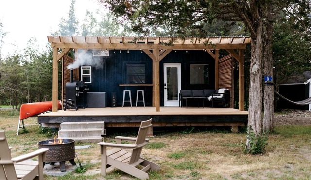 Fantastic Tiny House with Barbecue and Fire Pit in Solmesville, Ontairo