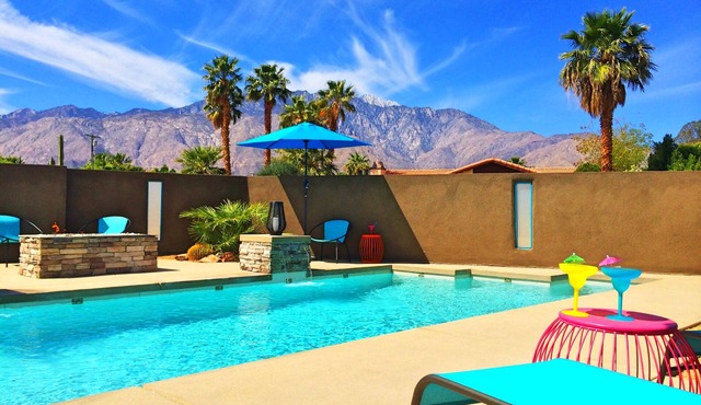 Fantastic Views and Reviews! Bright, Relaxing Oasis!