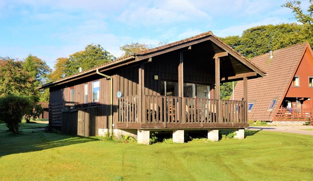 Fantasticprivate lodge in Hunters Quay Holiday Village, Dunoon, sleeping 4 persons