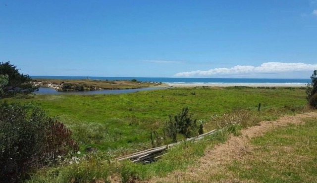 Far North Beach Escape