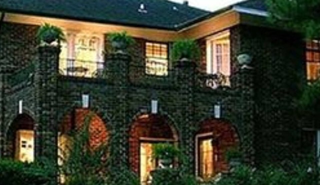 Far View - A Bed & Breakfast Estate