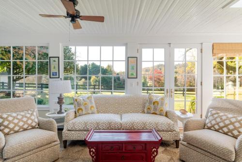Farlea: Classic Country Charm Minutes from UVA